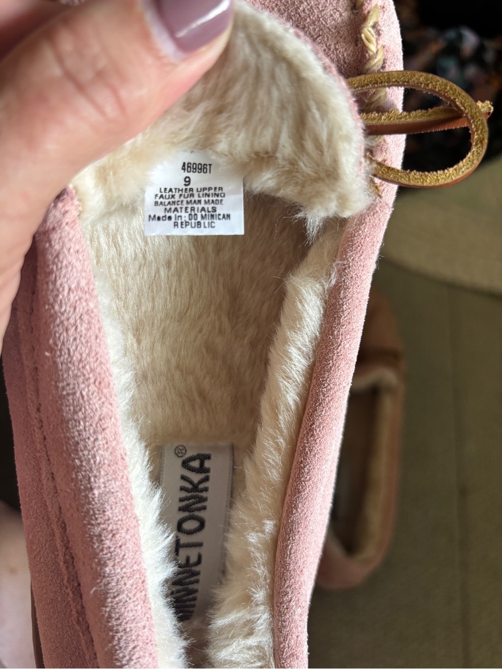 Minnetonka Pink Suede Moccasins with Faux Fur Lining - Picture 4 of 5